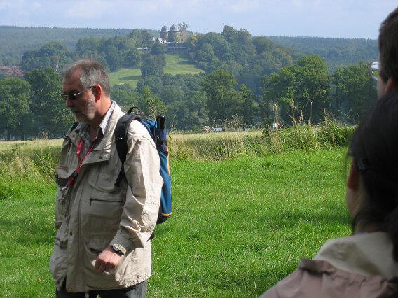 Im Tierpark mit Blick auf die Sababurg und H.Hofmann