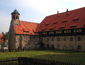 Zisterzienserinnen-Kloster Mariengarten gelegen am Pilgerweg "Loccum-Volkenroda"